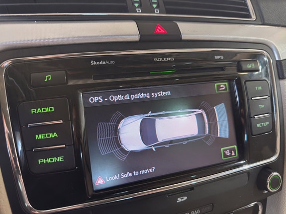Skoda Superb 24 of 29