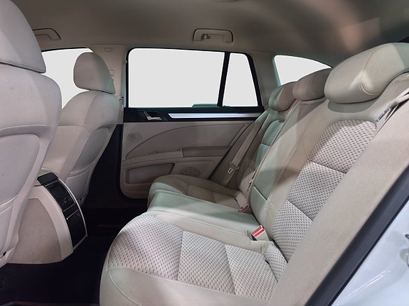 Skoda Superb 12 of 29