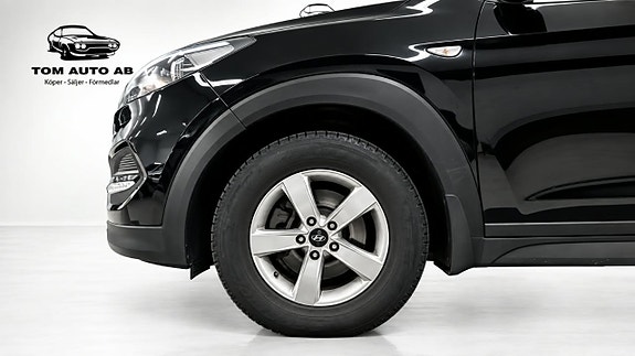 Hyundai Tucson 3 of 25