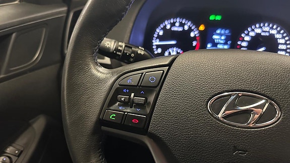 Hyundai Tucson 21 of 25