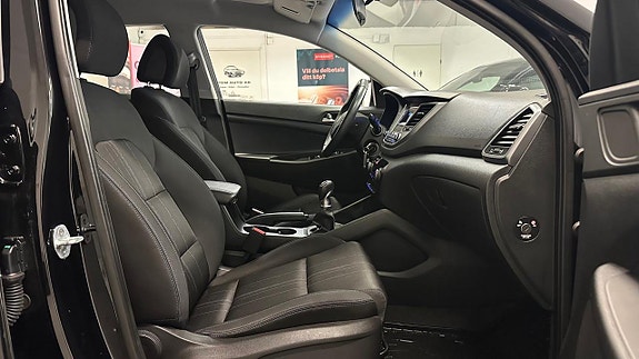 Hyundai Tucson 15 of 25