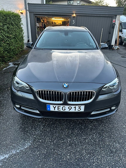 BMW 520d 2 of 12