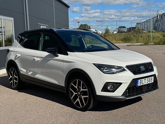Seat Arona 5 of 13