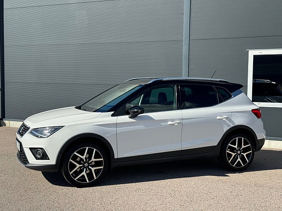 Seat Arona 2 of 13