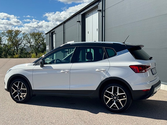 Seat Arona 9 of 13