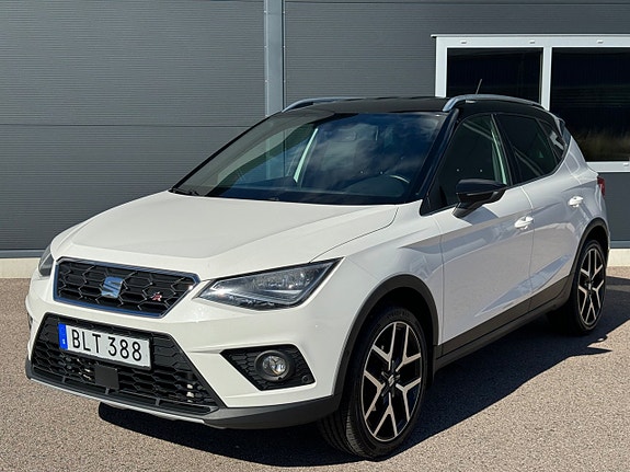 Seat Arona 8 of 13