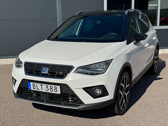 Seat Arona 4 of 13