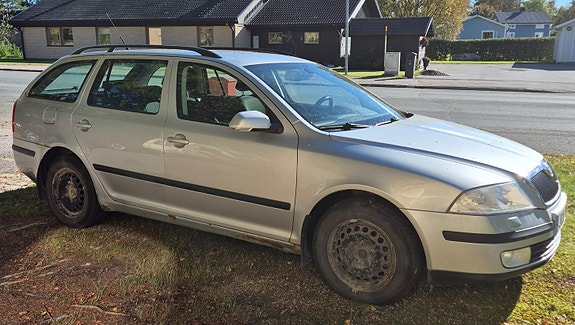 Skoda Octavia 3 of 6