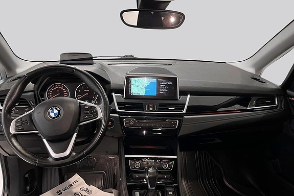 BMW 220d 7 of 11