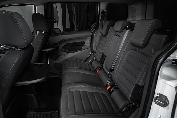 Ford Tourneo Connect 14 of 17