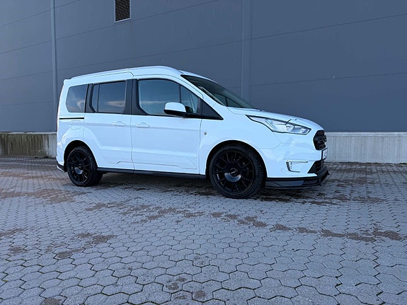 Ford Tourneo Connect 3 of 17