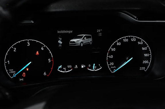 Ford Tourneo Connect 9 of 17