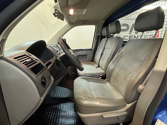 Volkswagen Transporter 12 of 20