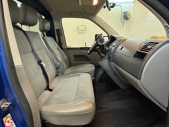 Volkswagen Transporter 14 of 20