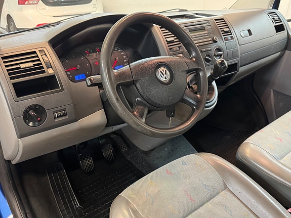 Volkswagen Transporter 11 of 20