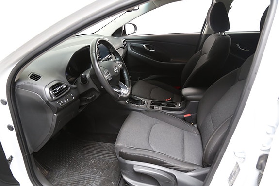 Hyundai i30 10 of 23
