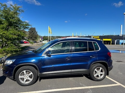 Volkswagen Tiguan 3 of 14