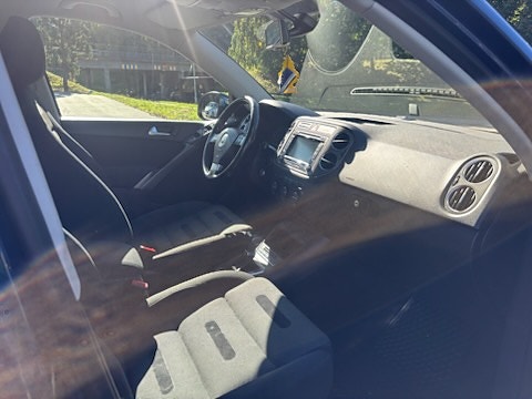 Volkswagen Tiguan 12 of 14