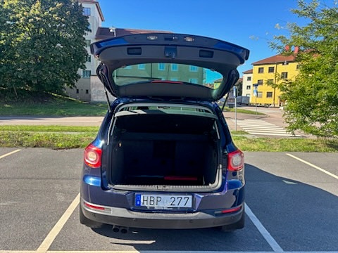 Volkswagen Tiguan 7 of 14