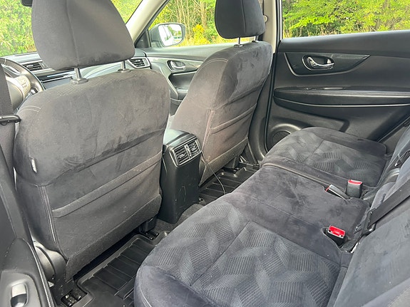 Nissan X-Trail 11 of 26