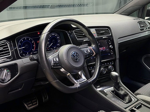 Volkswagen Golf I 17 of 30