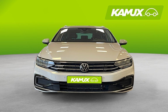 Volkswagen Passat 6 of 26