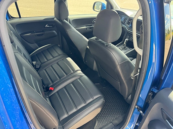 Volkswagen Amarok 10 of 18