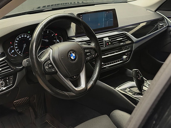 BMW 520d 16 of 30