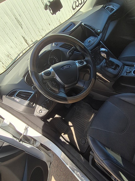 Ford Kuga 11 of 13