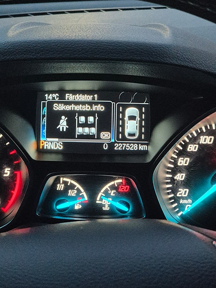 Ford Kuga 3 of 13