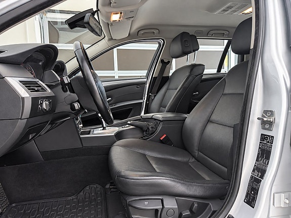 BMW 520d 8 of 13