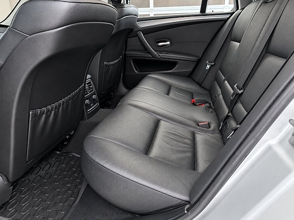 BMW 520d 10 of 13