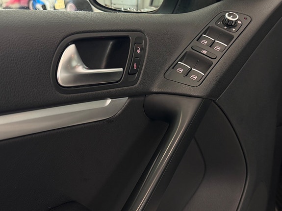 Volkswagen Tiguan 27 of 29
