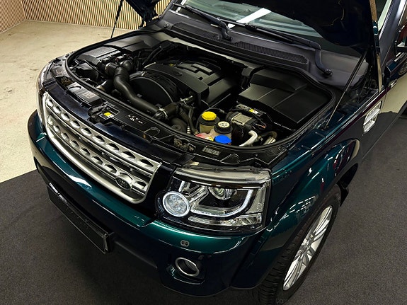 Land Rover Discovery 8 of 30