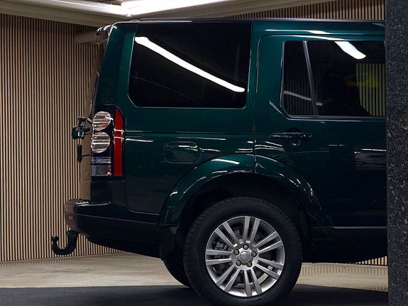 Land Rover Discovery 13 of 30