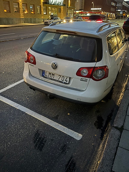 Volkswagen Passat 4 of 4