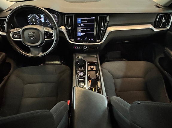 Volvo V60 Cross Country 15 of 30
