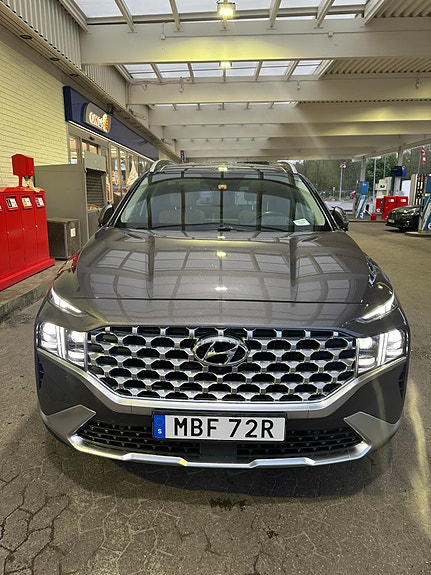 Hyundai Santa Fe 3 of 14