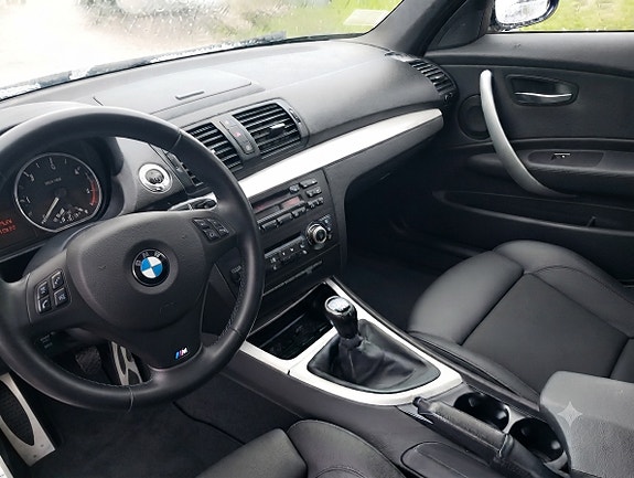 BMW 118d 7 of 8