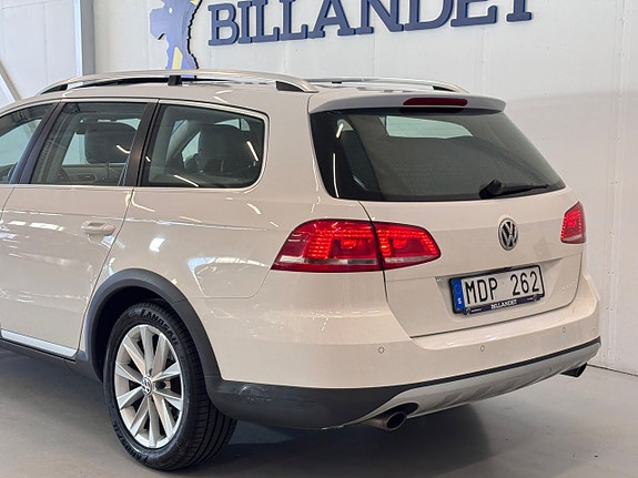Volkswagen Passat Alltrack 5 of 28