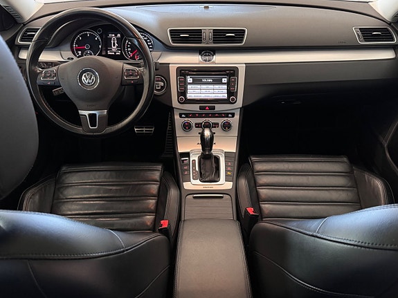 Volkswagen Passat Alltrack 19 of 28