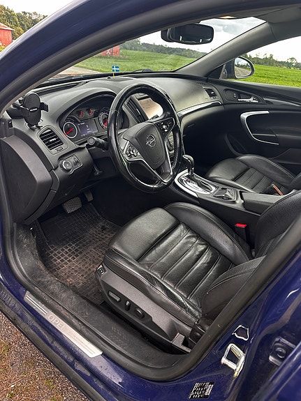Opel Insignia 4 of 6