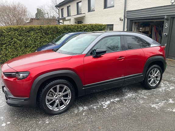 Mazda MX-30 2 of 7