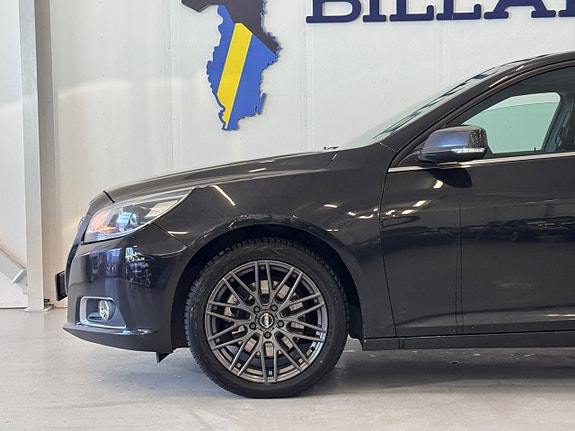 Chevrolet Malibu 9 of 24