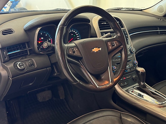 Chevrolet Malibu 19 of 24