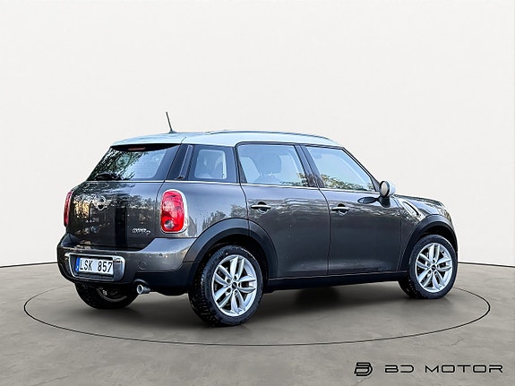 MINI Countryman Cooper D 3 of 16