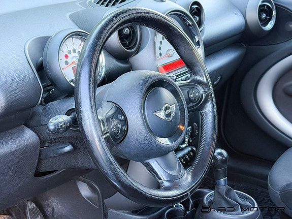 MINI Countryman Cooper D 10 of 16