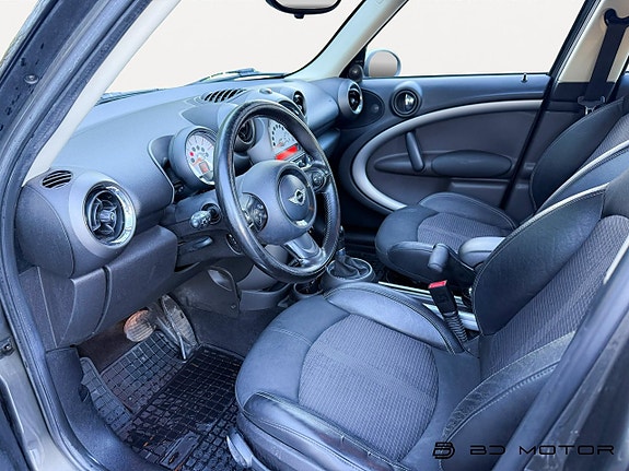MINI Countryman Cooper D 12 of 16