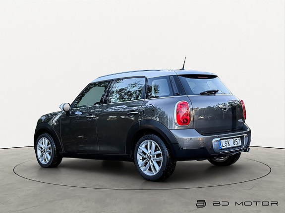 MINI Countryman Cooper D 7 of 16