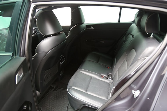 Kia Sportage 25 of 28